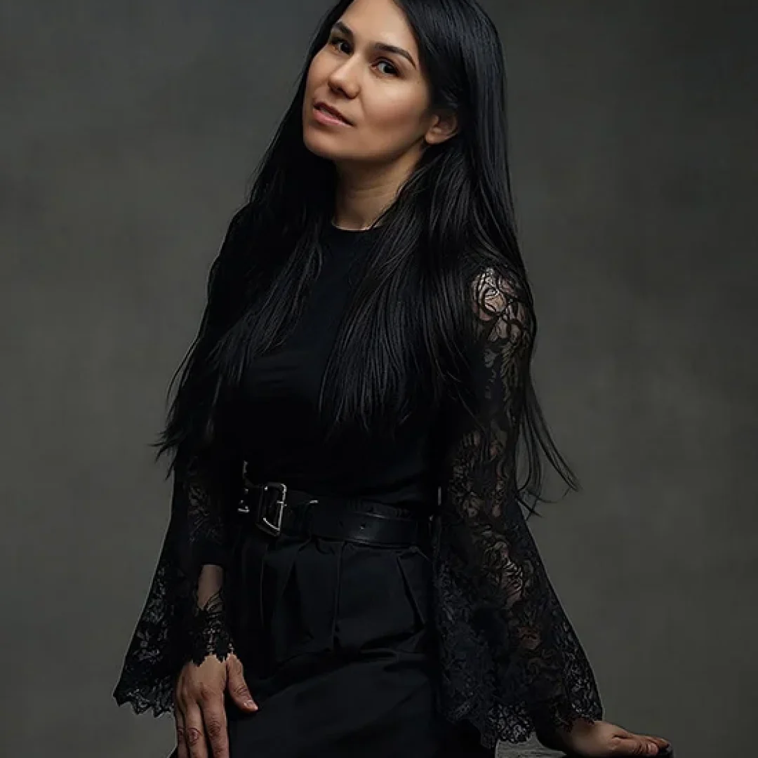 Elizabeth Aleman portrait